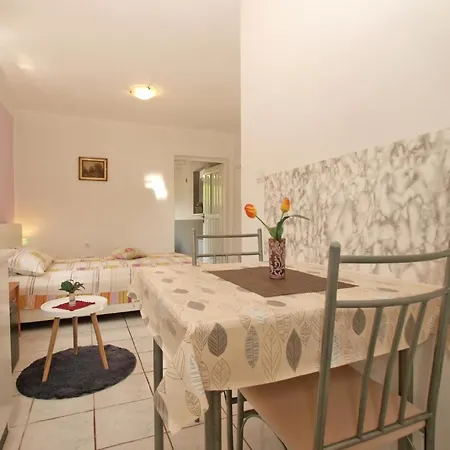 Fuer 2 Personen Ca 24 Qm In Fazana, Istrien Istrische Riviera * Fažana